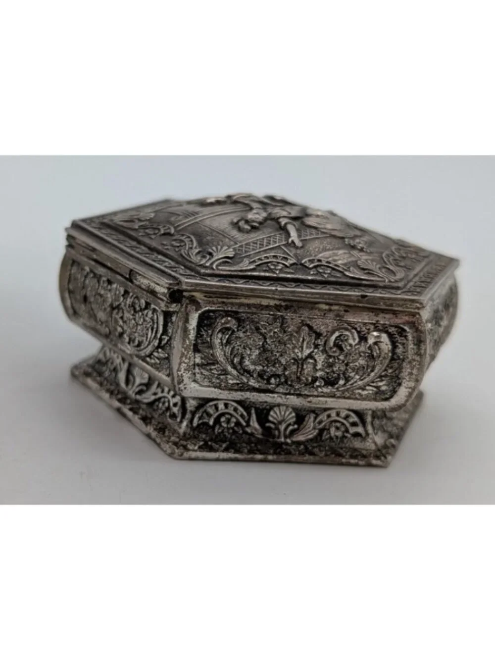 Vintage Hexagon Silver Plated Jewelry/Trinket Box - approx. 3